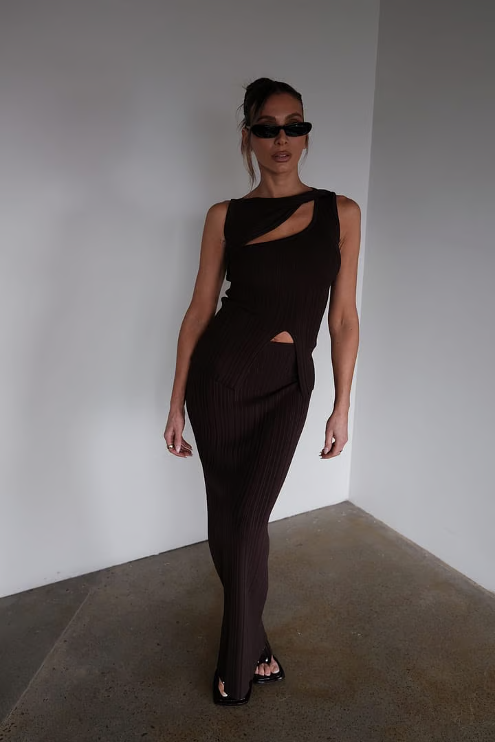 Henne Romee Set Chocolate Brown Size 10