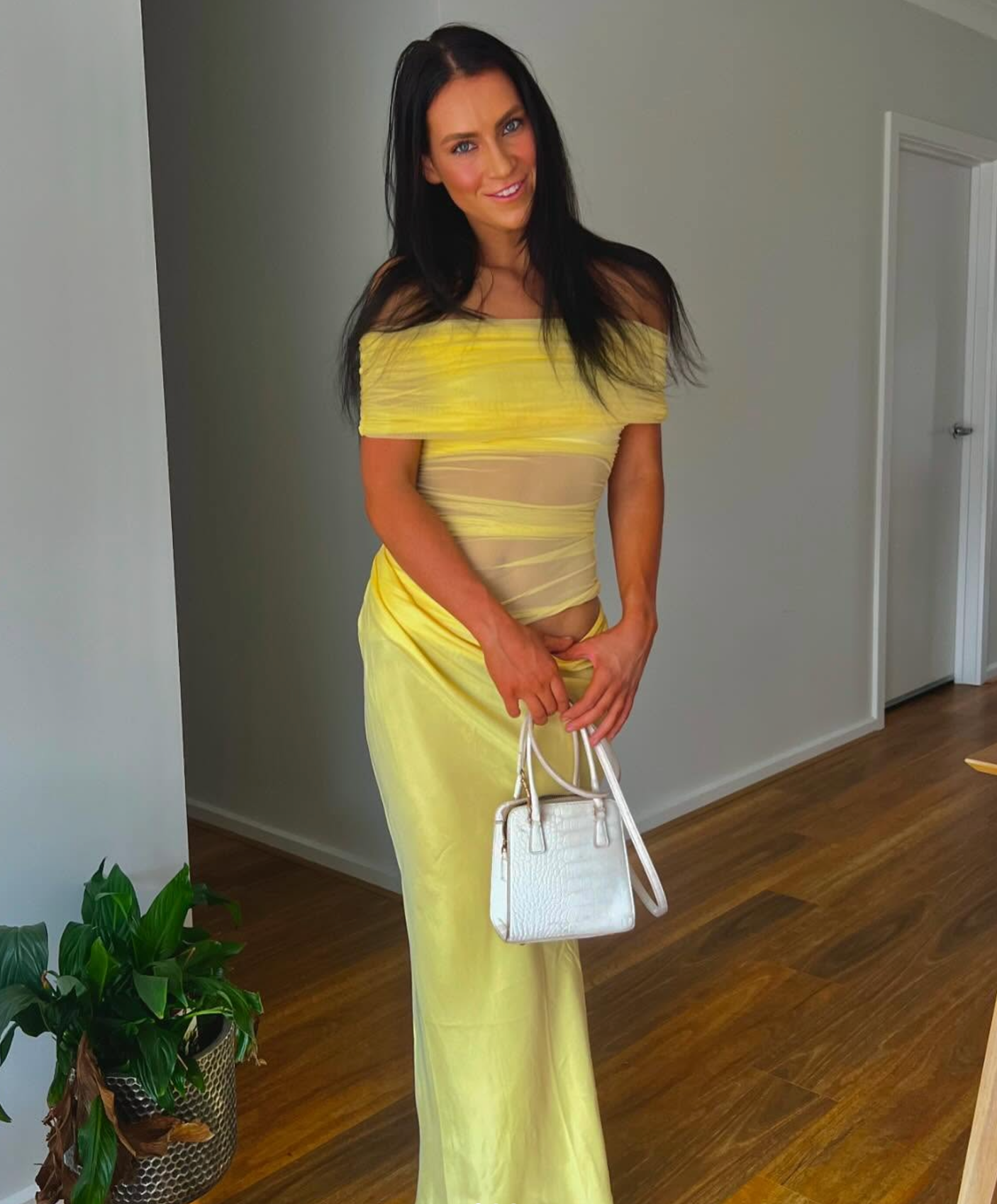 Benni Nico Off Shoulder Maxi Dress Butter Yellow Size 8,10