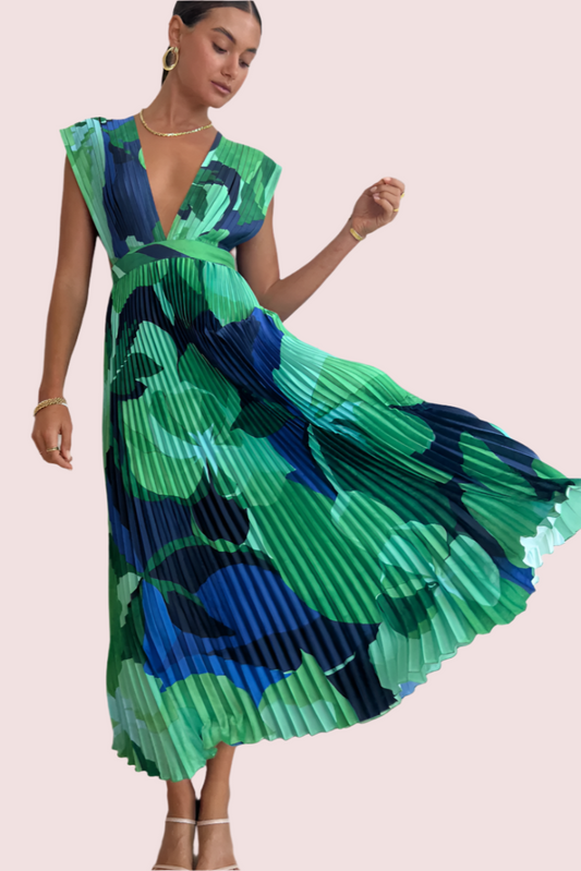 L'Idee Gala Gown in Capri Green Size 8