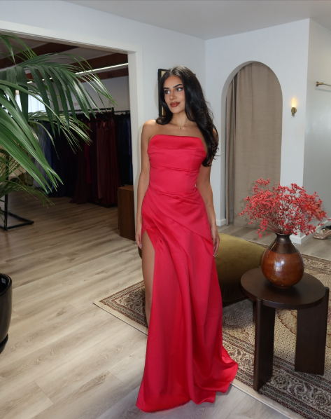 Eliya the Label Deanna Gown Red Size 8,12