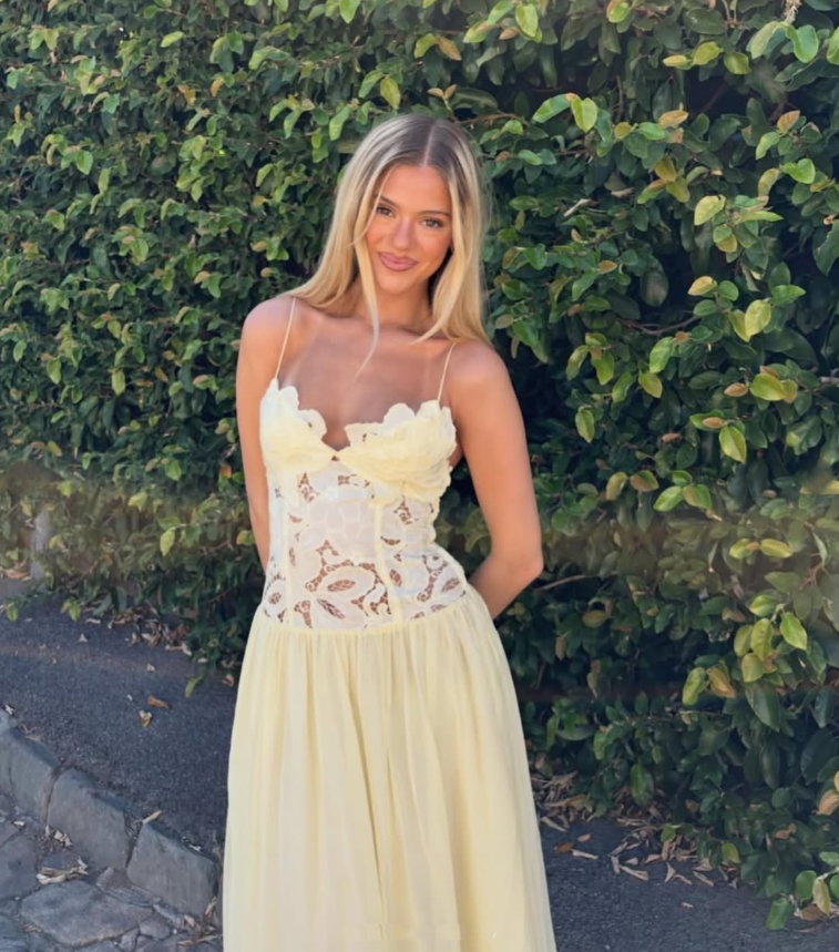 Hansel and Gretel Stephanie Maxi Dress Yellow Size 6,8