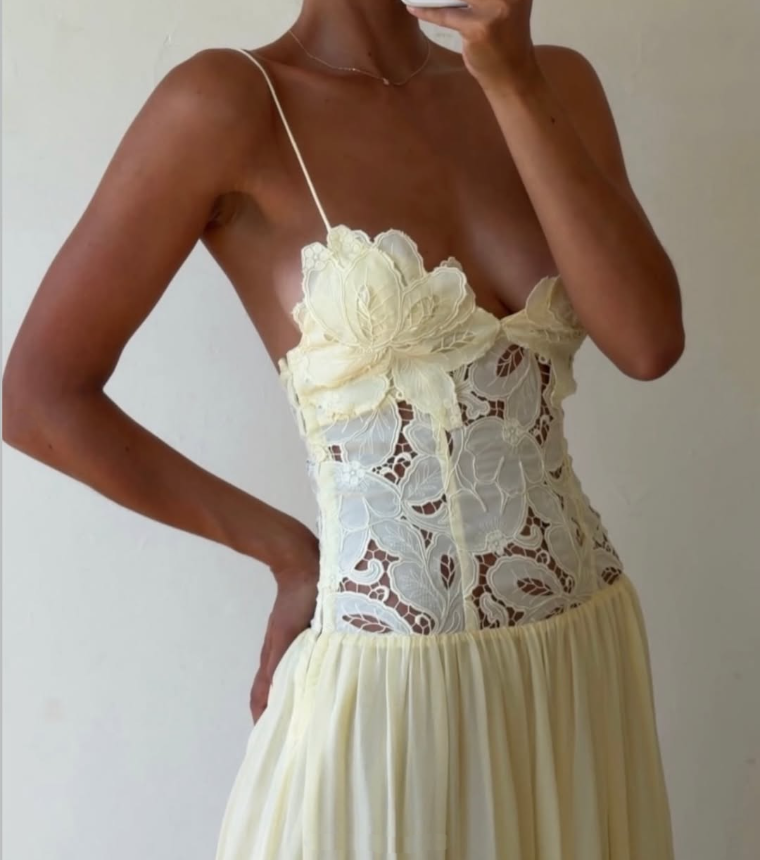 Hansel and Gretel Stephanie Maxi Dress Yellow Size 6,8