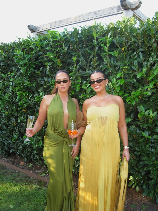 Deconduarte Venus Gown - Yellow Mustard Size 8