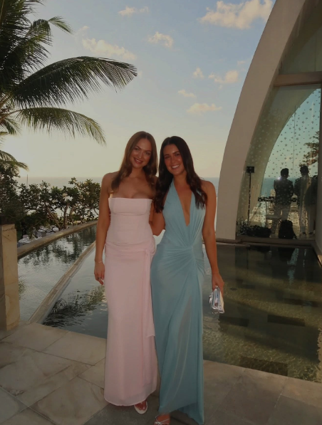 Bec and Bridge Xanthi Gown Iris Blue Size 8