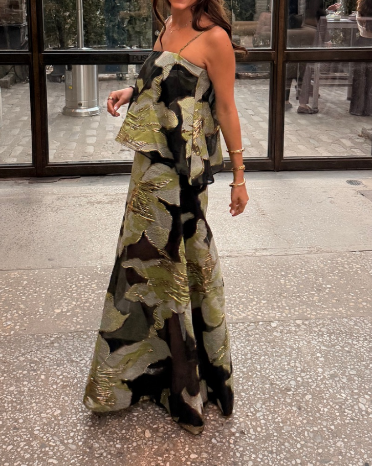 Elliatt Elysia Tiered Gown - Black & Green Floral Size 10,12,14