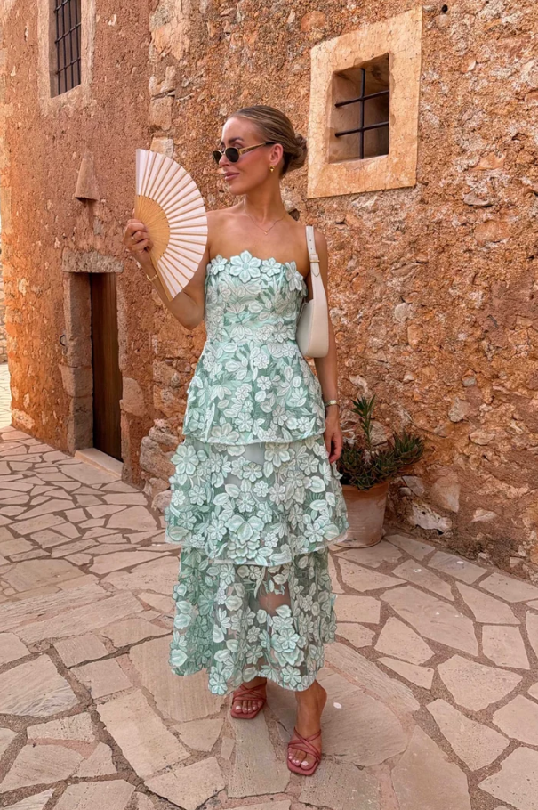 Elliatt Roseate Tiered Maxi Dress in Mint Green Size 10