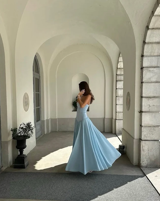 Fenity Amelia Gown Blue Size 6
