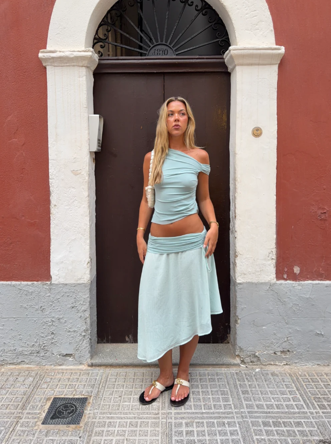 Desero Jacare Provence Top Skirt Set - Blue Size 8